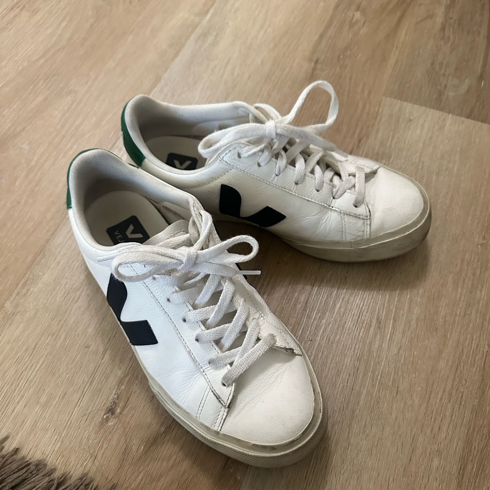 VEJA CAMPO CHROMEFREE LEATHER WHITE BLACK EMERAUDE